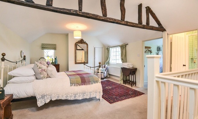 Kimbolton Cottage | The Secret Cottage in the centre of historic Kimbolton village, Cambridgeshire