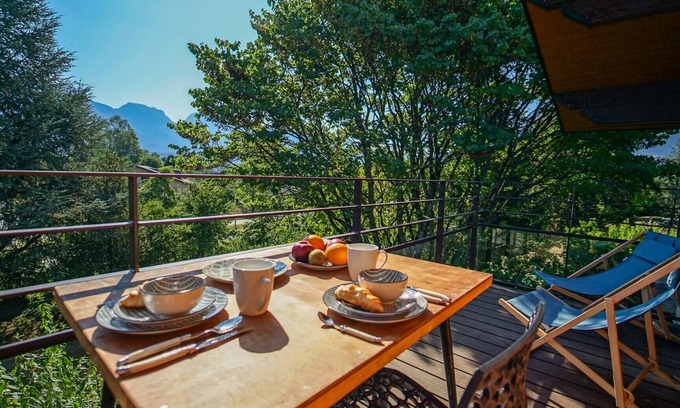 Cessenaz Apartment | The Semnoz, charming apartment for 2 people close to the lake!