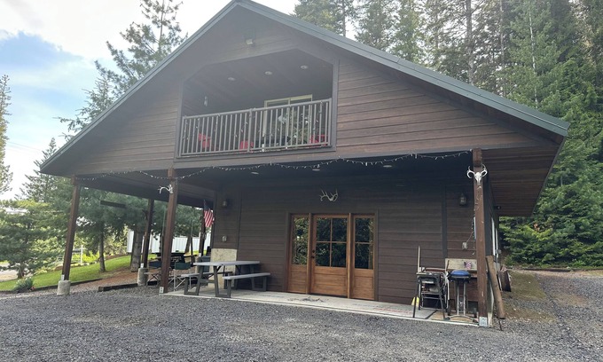 Clearwater County Cabin | The Shabin at Cardiff Spur