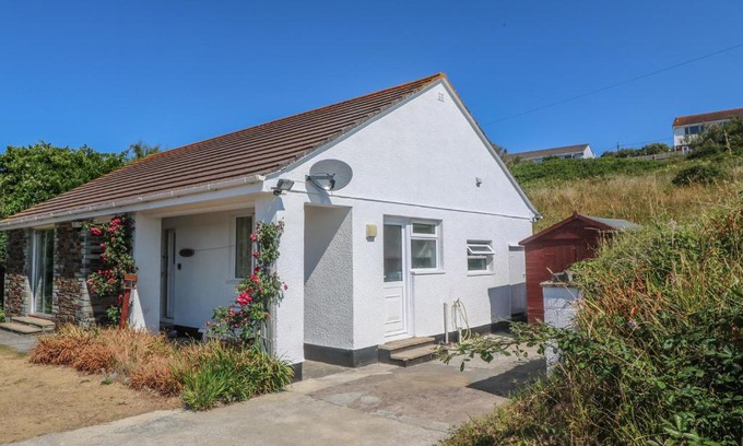 Mawgan Porth House | The Shack
