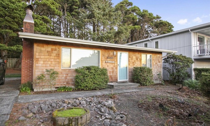 Arch Cape Cabin | The Shell - Beachcomber Vacation Homes