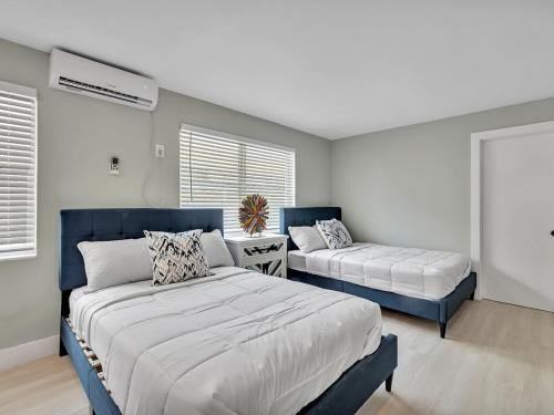 North Beach Apartment | The Shell on Walnut Studio Hollywood Beach Free Parking