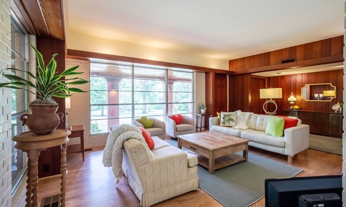 Rolling Wood House | The Shields, Discounted rate for LSU game day!