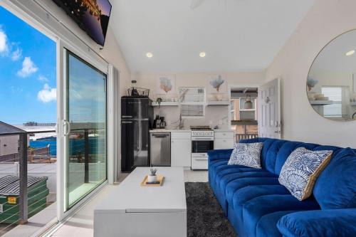 Townsite Villa | The Shining Sea B