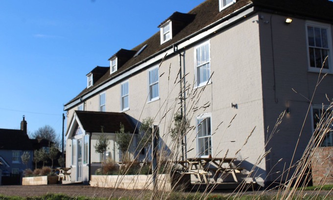 Burmarsh Bed & Breakfast | The Ship Inn