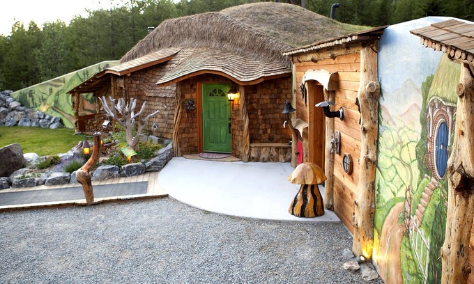 Trout Creek Cottage | The Shire of Montana. a luxury Vacation Rental