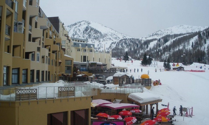 Saint-Sauveur-sur-Tinee Apartment | The shock of Tandem: Snow and Sun