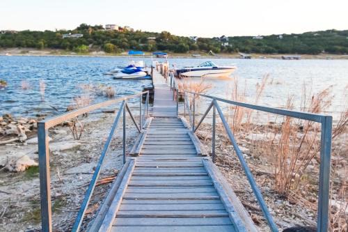 Highland Lake Estates Resort | The Shores at Lake Travis