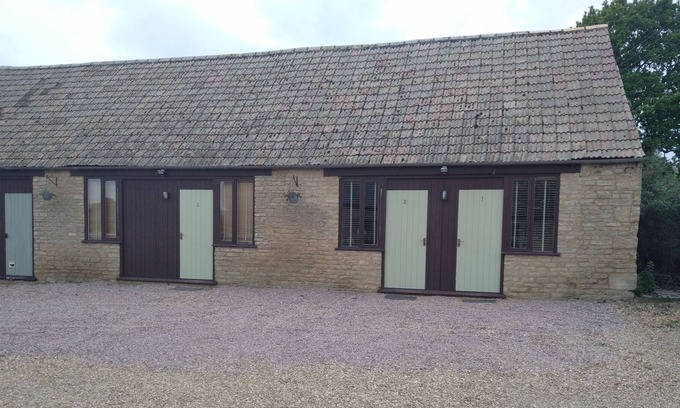 Stoke Doyle Bed & Breakfast | The Shuckburgh Arms