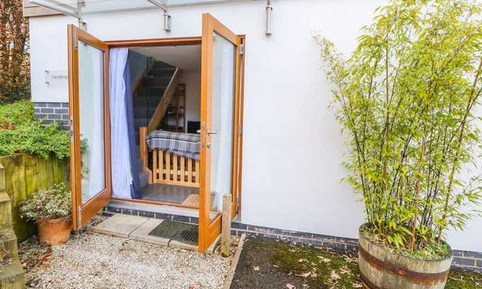 Wirksworth Cottage | THE SIDINGS, romantic, with open fire in Wirksworth