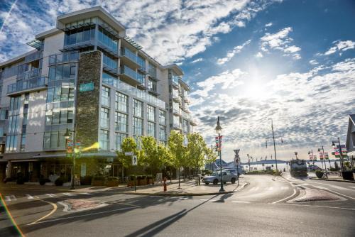 Booktown Hotel | The Sidney Pier Hotel & Spa
