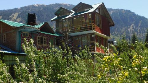 Old Manali Bed & Breakfast | The Sigiriya Old manali