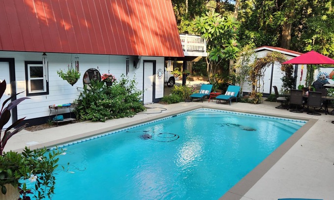 Old Town Bluffton Apartment | The Sign of the Mermaid Old Town Bluffton