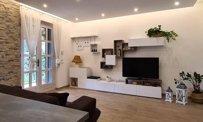 San Benedetto di Lugana House | The Sirmione's Flower