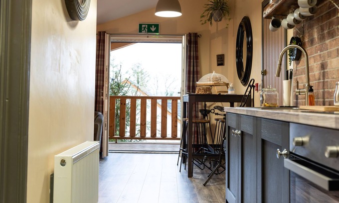Mullaghbawn Apartment | The Slieve Gullion Cabin