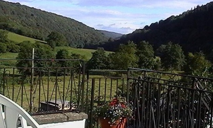 Llandogo Hotel | The Sloop Inn