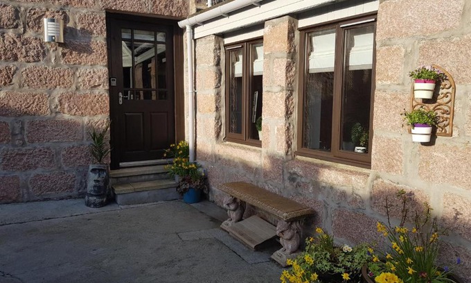 Ellon House | The Smiddy Suite