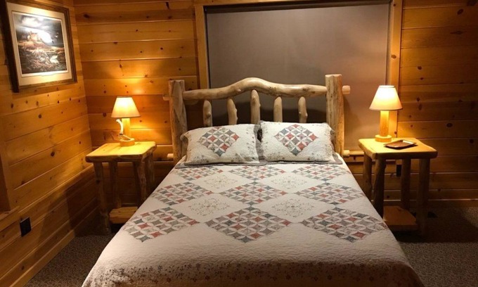 Republic County Cabin | The Snow Goose Lodge