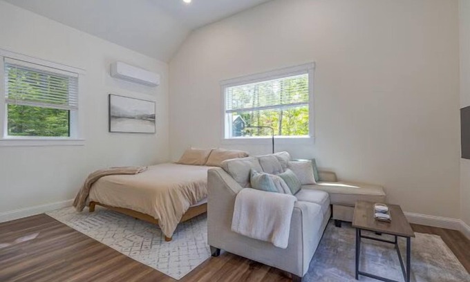 Ellsworth Apartment | The Solace Nook