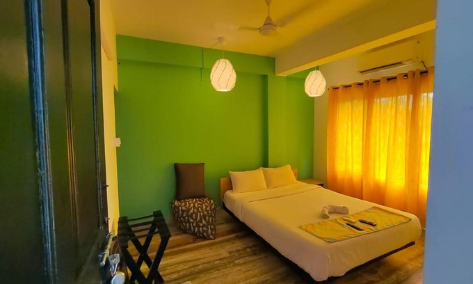 Maradu Hotel | The Solo Retreat