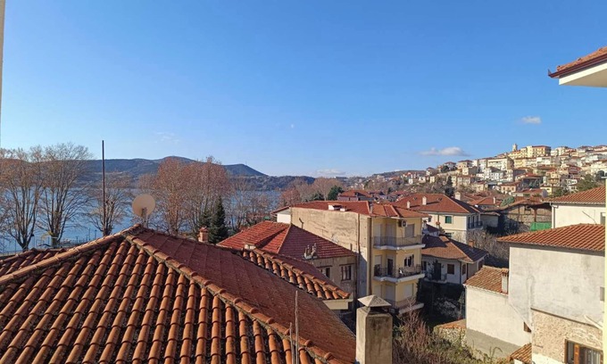 Kastoria Apartment | The South Apartment in Old Town Kastoria