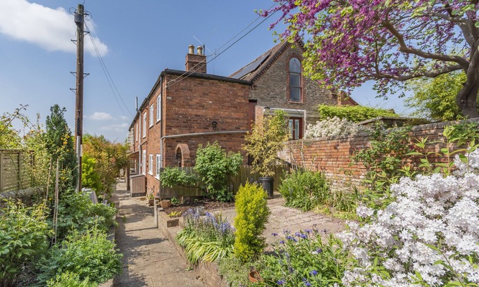 Moreton House | The Southend Cottage