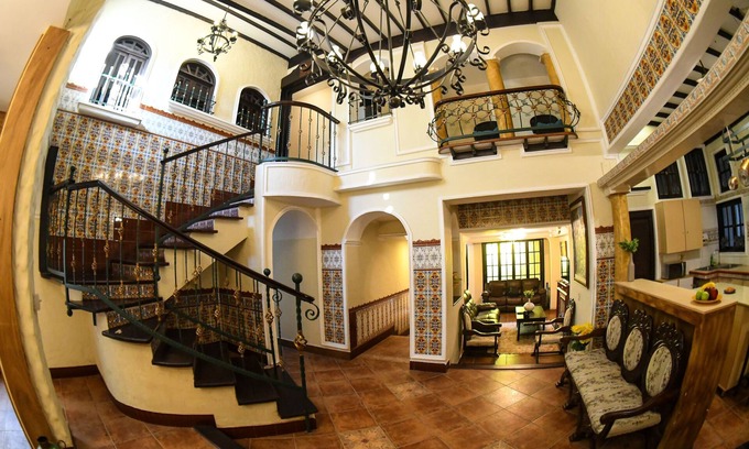 San Salvador House | The Spanish House