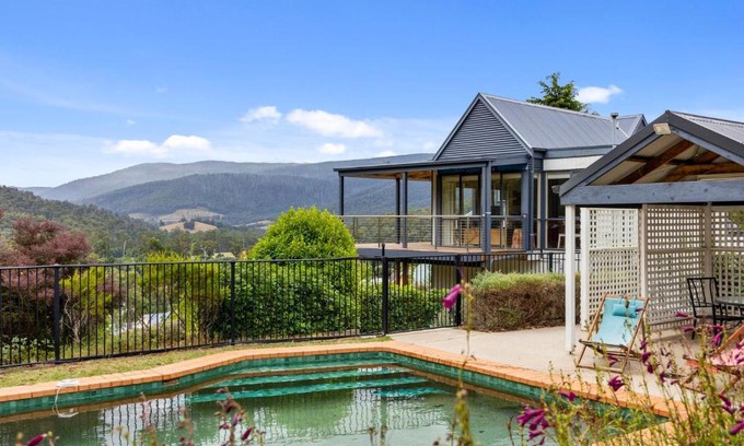 Marysville House | The Springs