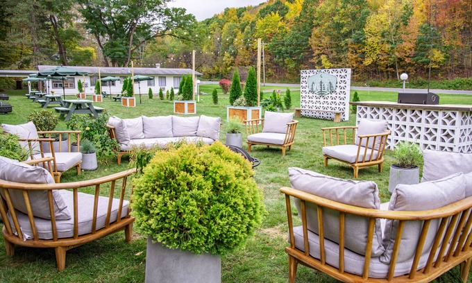 New Ashford Hotel | The Springs Motel