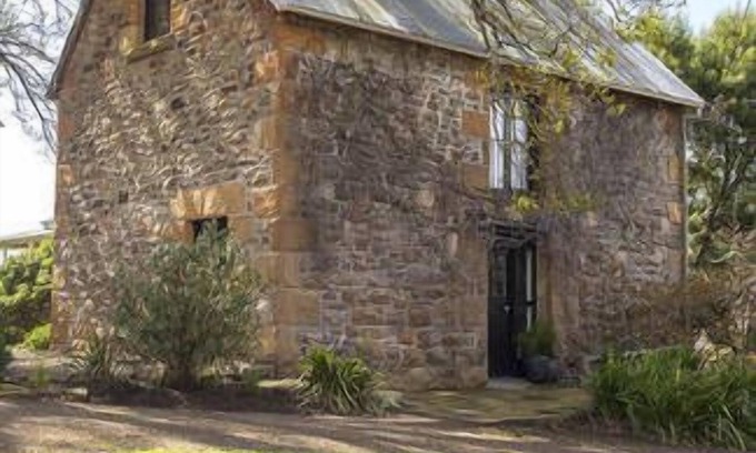 Buckland Villa | The Stable at Twamley Farm