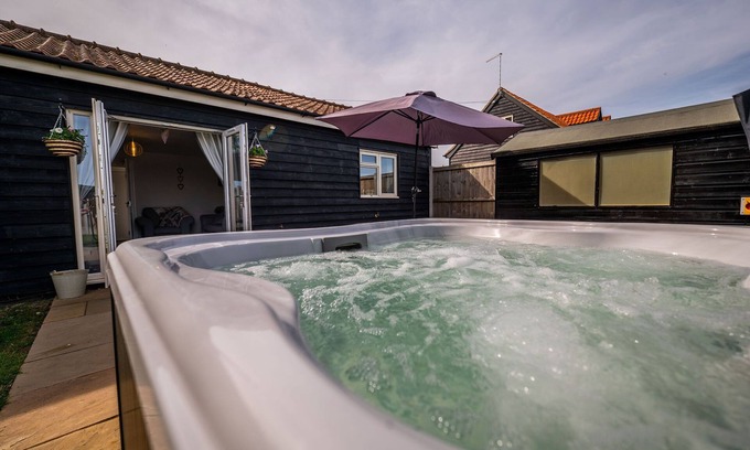 Rumburgh Cottage | The Stables