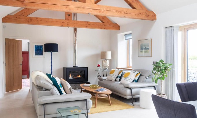Bankend Villa | The Stables - Luxury Cottage