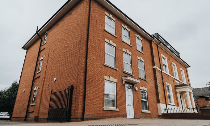 Derby Apartment | The Stay Company - Dalby House