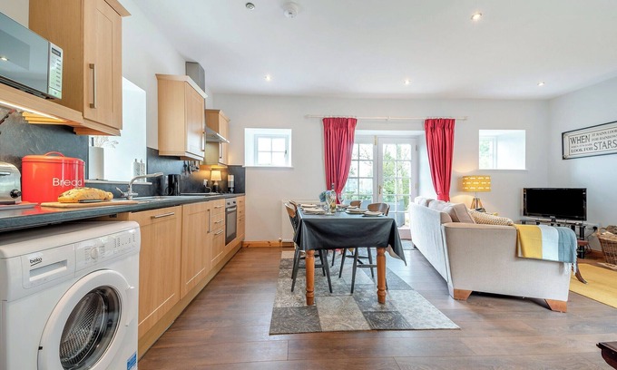Thornhill Cottage | The Steading Cottage