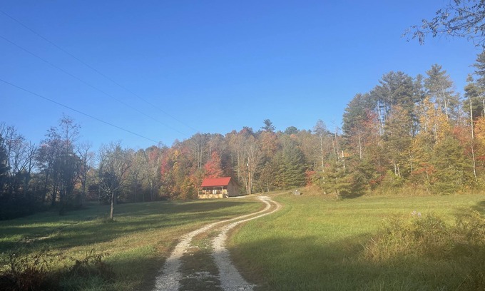Campton Cabin | The Stillhouse Cabin, mins from Red River Gorge