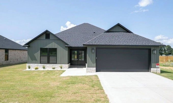 Barling House | The Stone House - near ACHE, Fort Chaffee, and Mercy Hospital