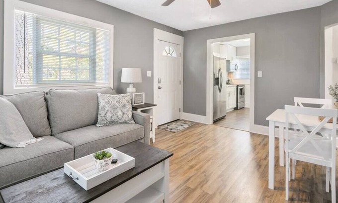 Terry Sanford House | 🐕The Stone Marble House - Pet Friendly🐕