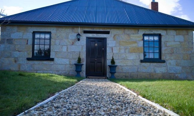 Buckland House | The Storekeeper's Boutique Accommodation