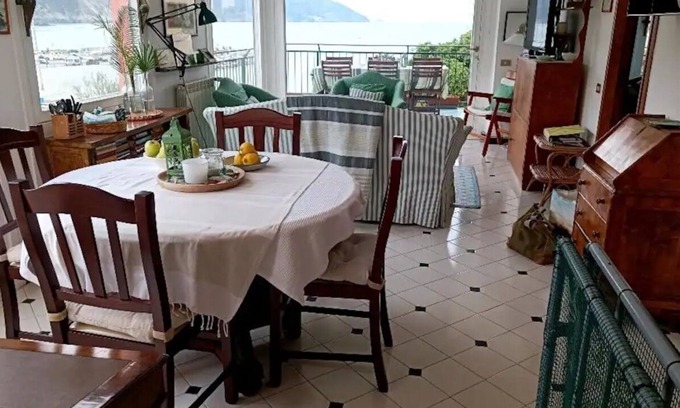 Cinque Terre Apartment | The Stork's Nest 'La Cicogna' sea views terrace