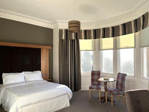 Dysart Hotel | The Strathearn Hotel