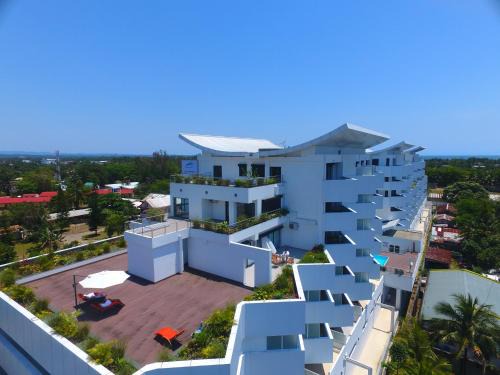 Toamasina Apartment | The Streamliner Hotel Apartment