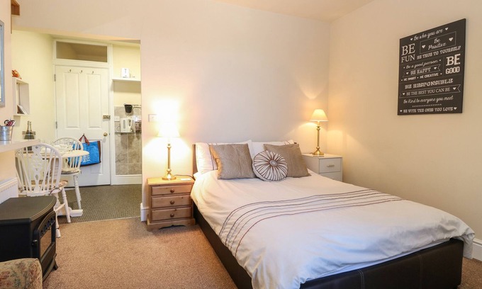 Sheringham Cottage | THE STUDIO, character holiday cottage in Sheringham
