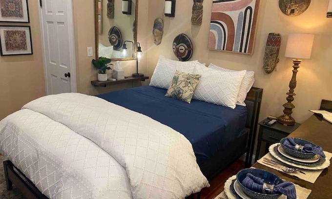 Church Hill Apartment | The Studio@ Eanes Drug