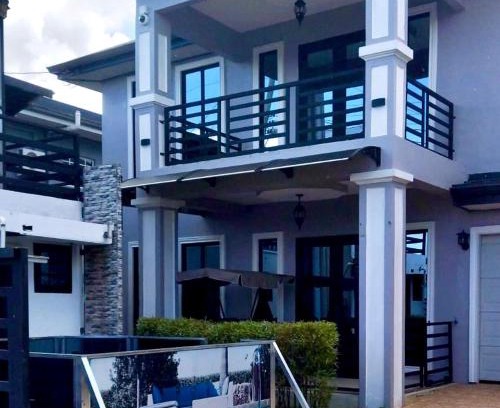 Claxton Bay Apartment | The Studio of Praise