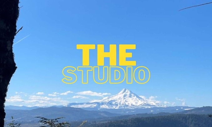 Underwood House | The Studio offers an ideal sanctuary for solo travelers or couples looking to rejuvenate and unwind