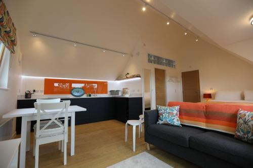 Llanfaelog House | The Studio Ty Haul