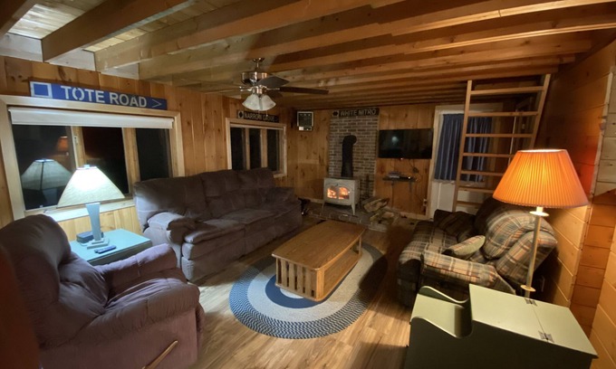 Franklin County Cabin | The Sugarloafer's Retreat - 15min to Sugarloaf!