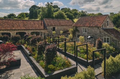 East Horrington House | The Suite