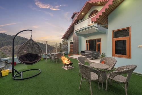 Kuthar Villa | The Summer House Kasauli I Serviced Villa I 4 Bedroom Villa l Party & Music I Sky Bonfire I Managed By Exotic Stays