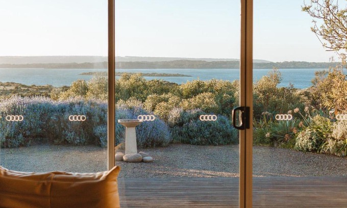 Pelican Lagoon House | The Summit House